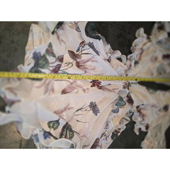 Roosevelt Floral Romper - Picture 15 of 15